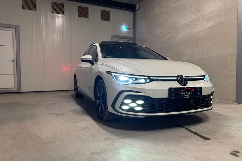 Volkswagen Golf (2021)