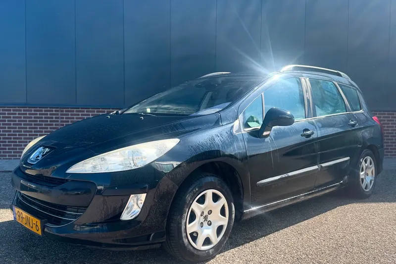 Peugeot 308 (2009)