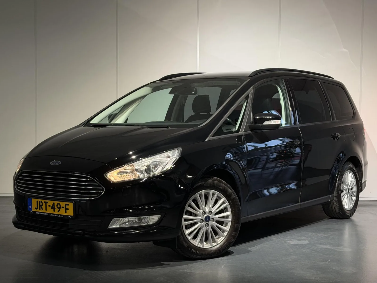 Ford Galaxy (2017) — foto 1