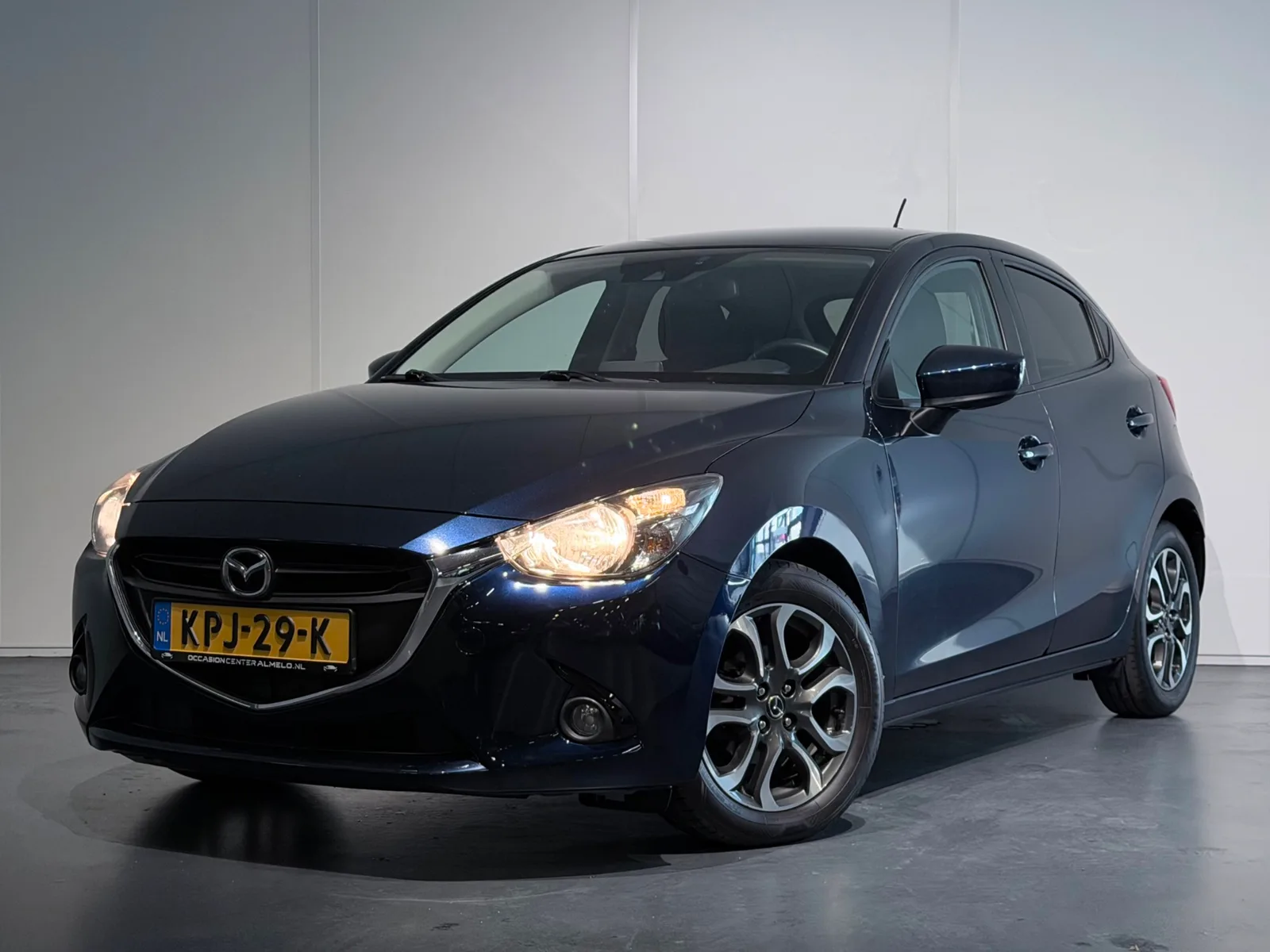 Mazda 2 (2016) — foto 1