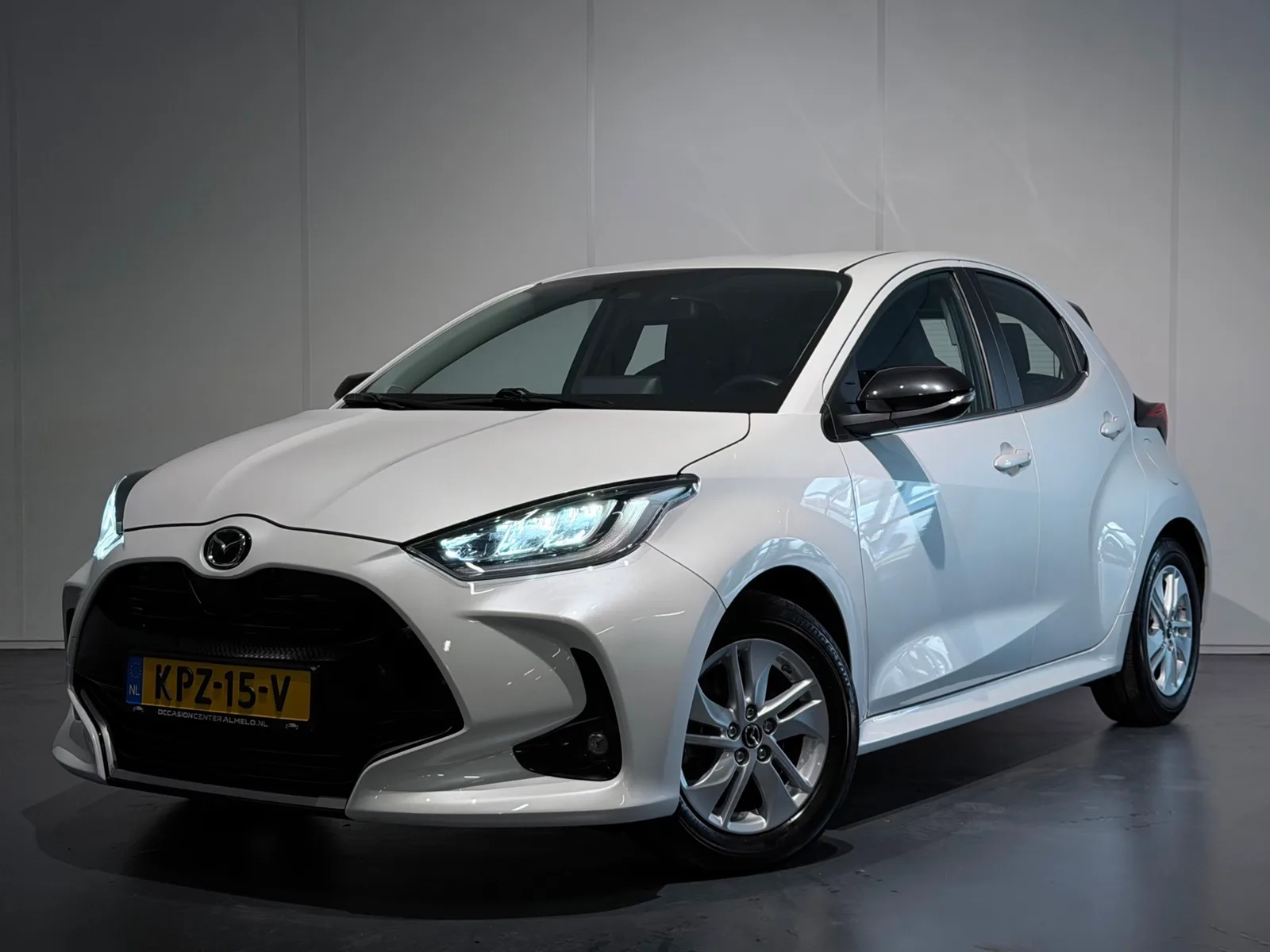 Mazda 2 Hybrid (2022) — foto 1