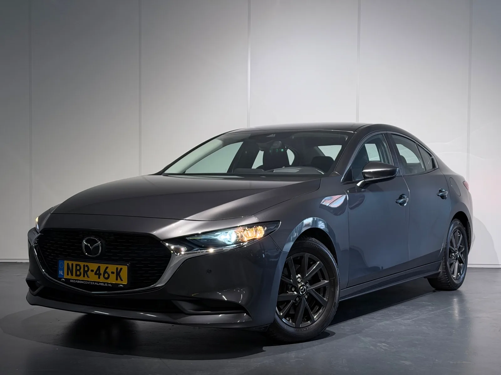 Mazda 3 (2019) — foto 1