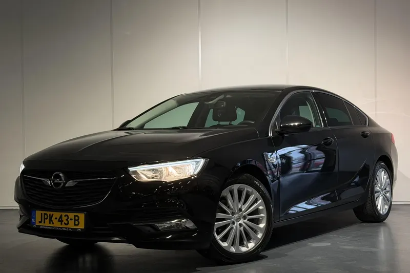 Opel Insignia Grand Sport (2017)