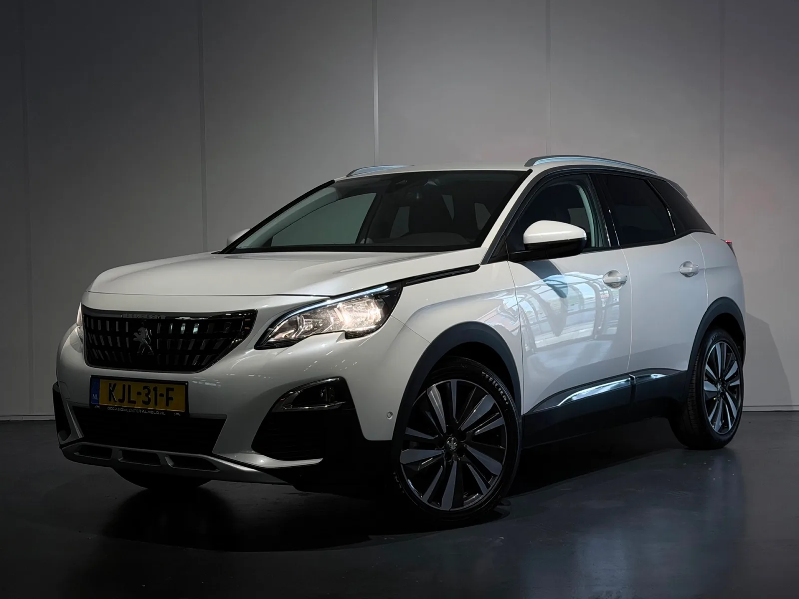 Peugeot 3008 (2019) — foto 1