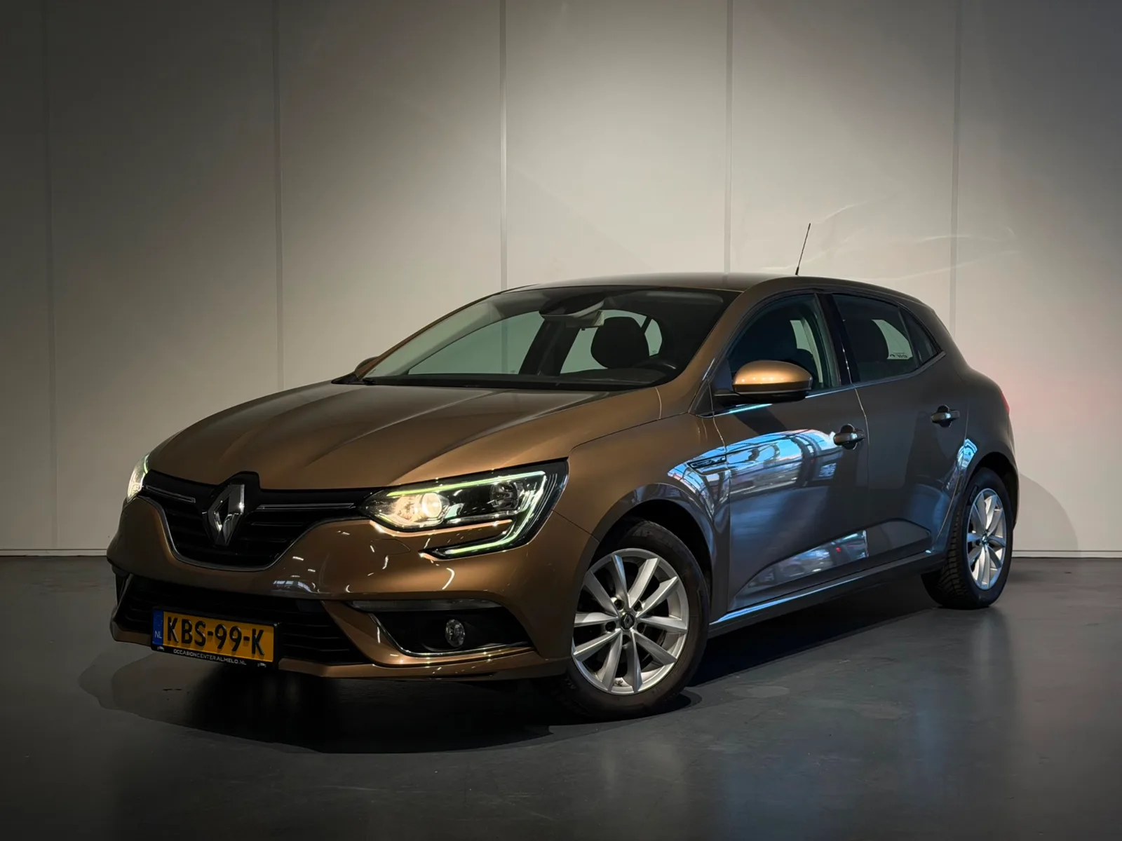 Renault Mégane (2018) — foto 1