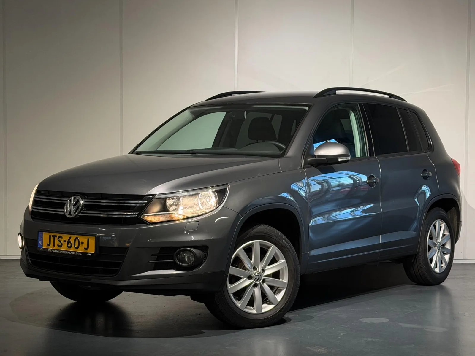 Volkswagen Tiguan (2013) — foto 1