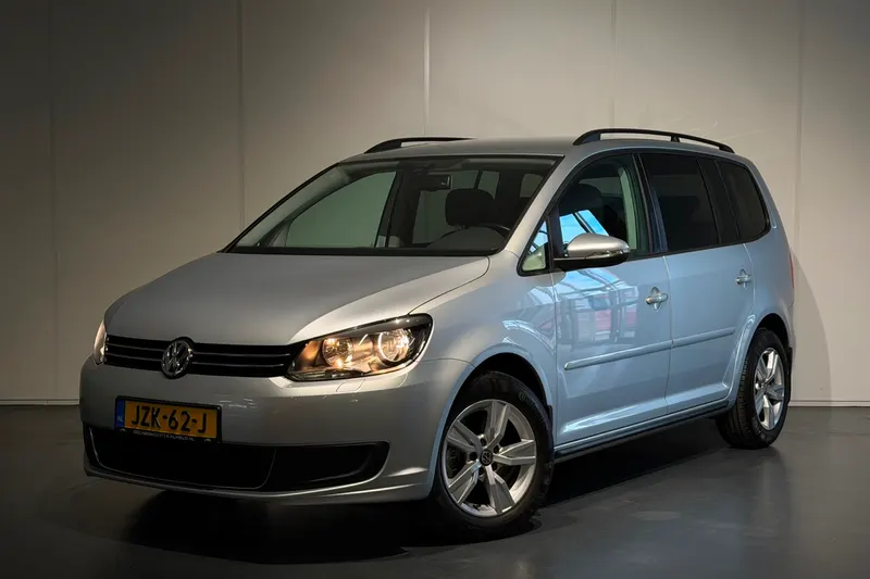 Volkswagen Touran (2015)