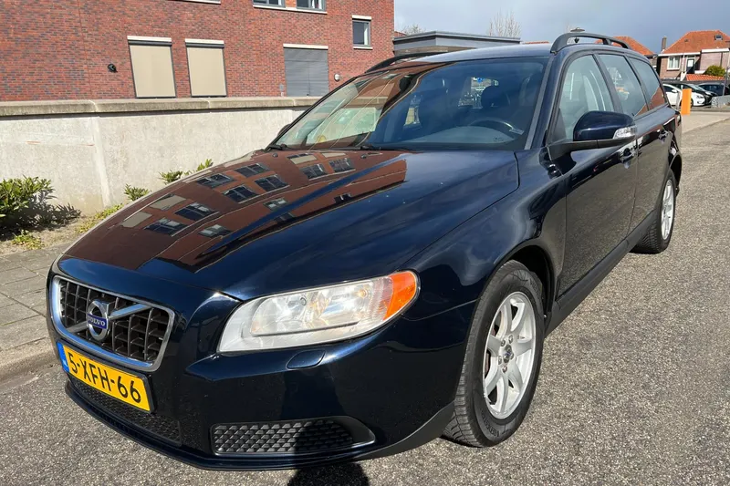 Volvo V70 (2010)