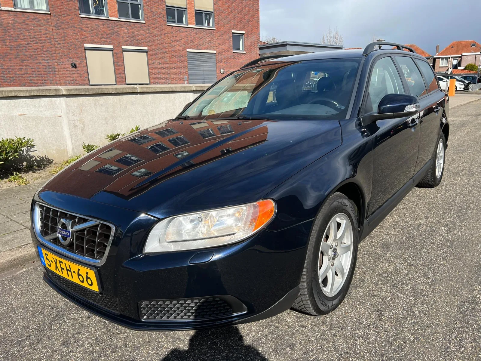 Volvo V70 (2010) — foto 1