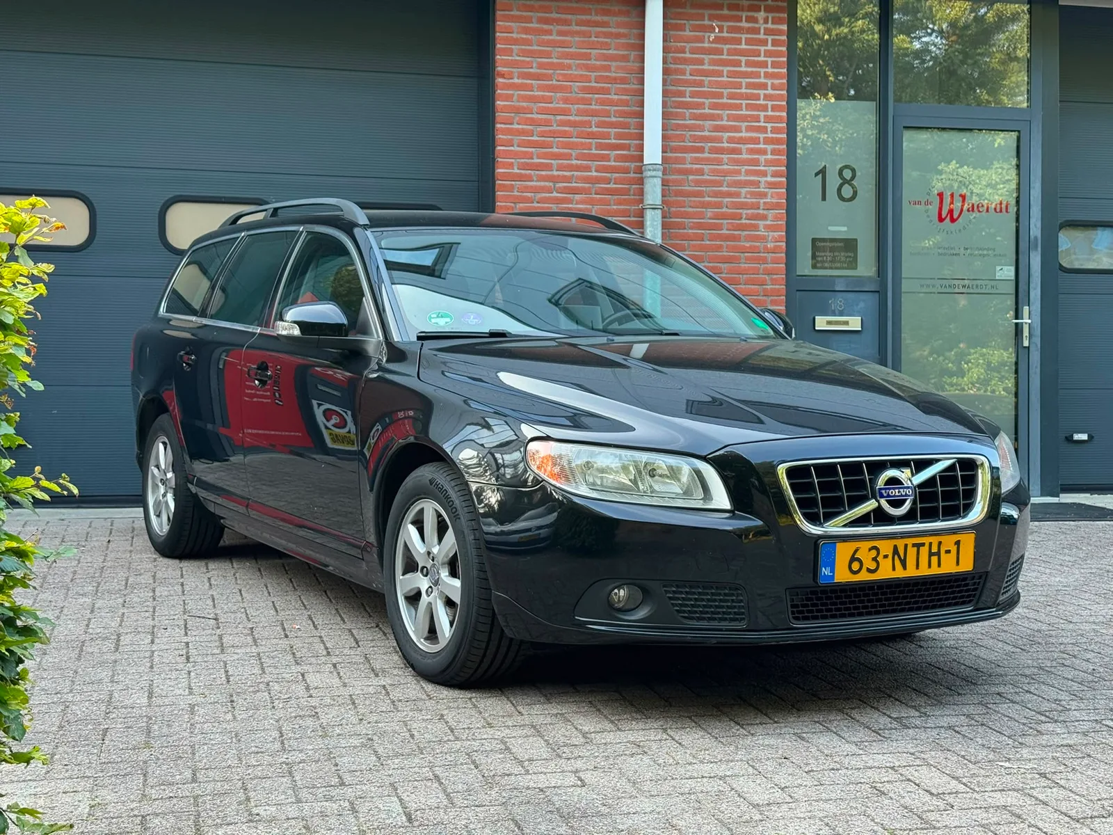 Volvo V70 (2010) — foto 1