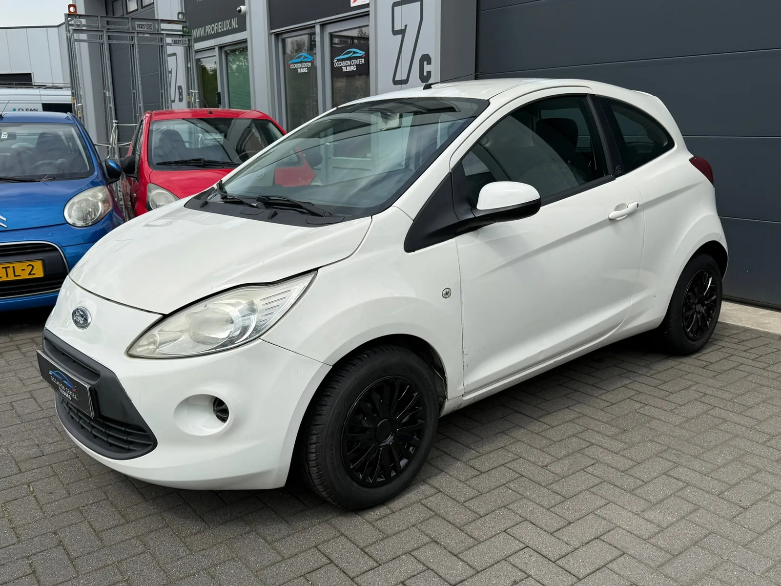 Ford Ka (2010) — foto 1