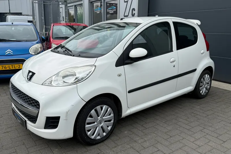 Peugeot 107 (2011)