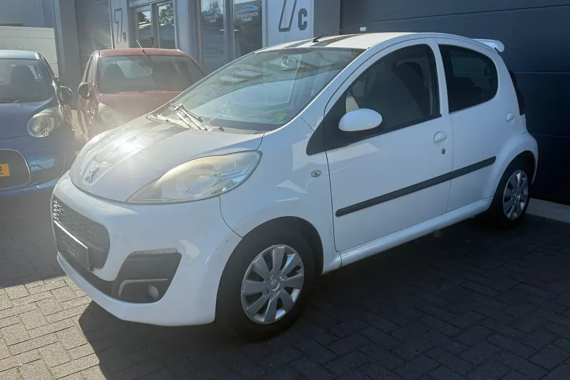 Peugeot 107 (2012)