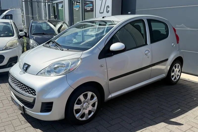Peugeot 107 (2010)