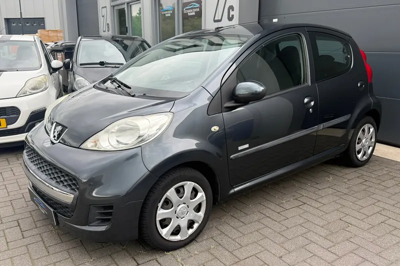Peugeot 107 (2011)