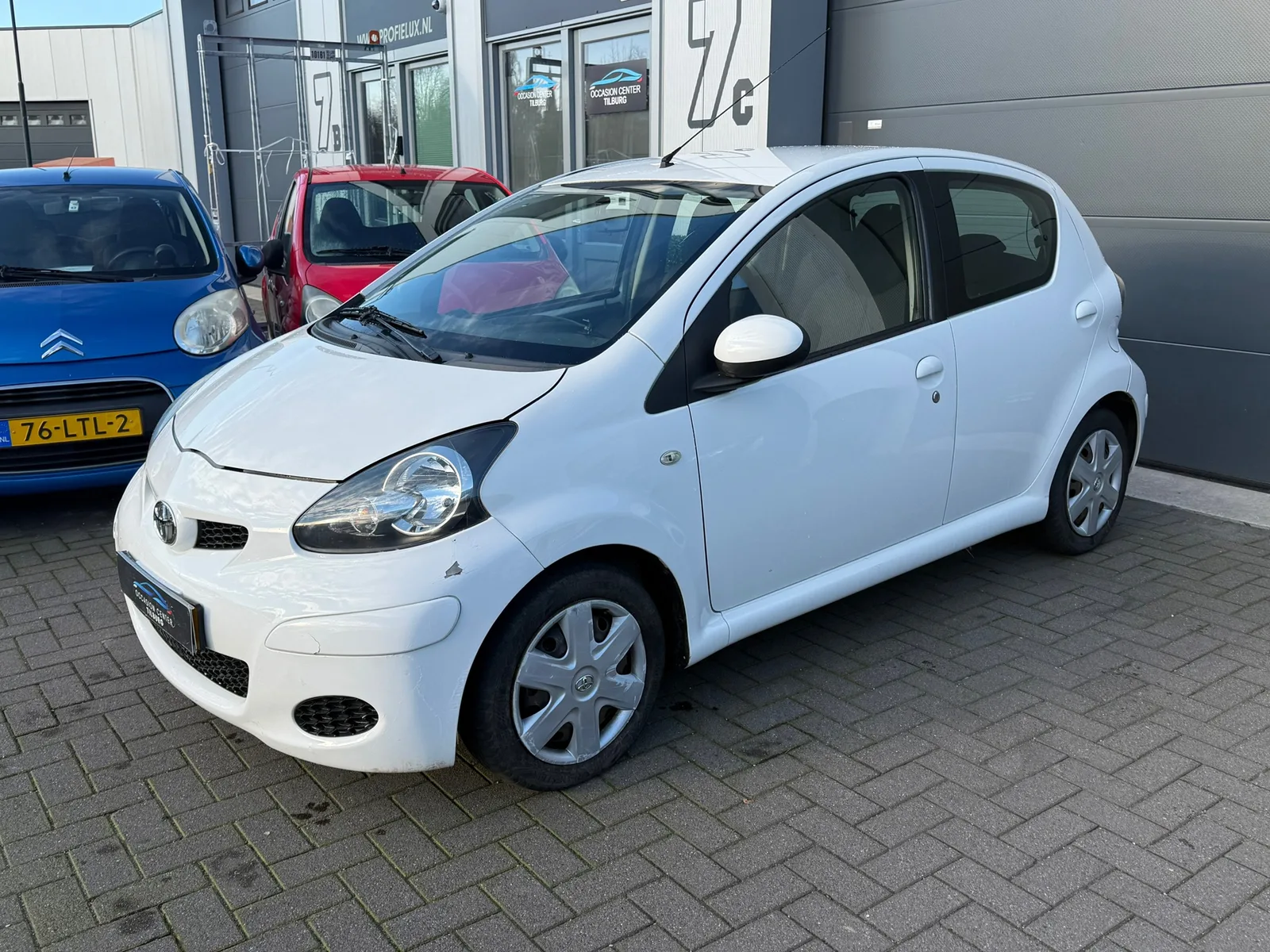 Toyota Aygo (2010) — foto 1