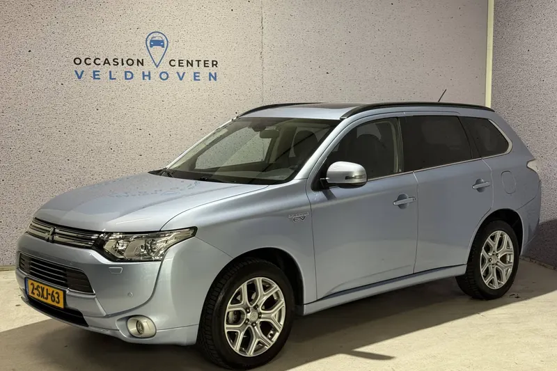 Mitsubishi Outlander (2013)