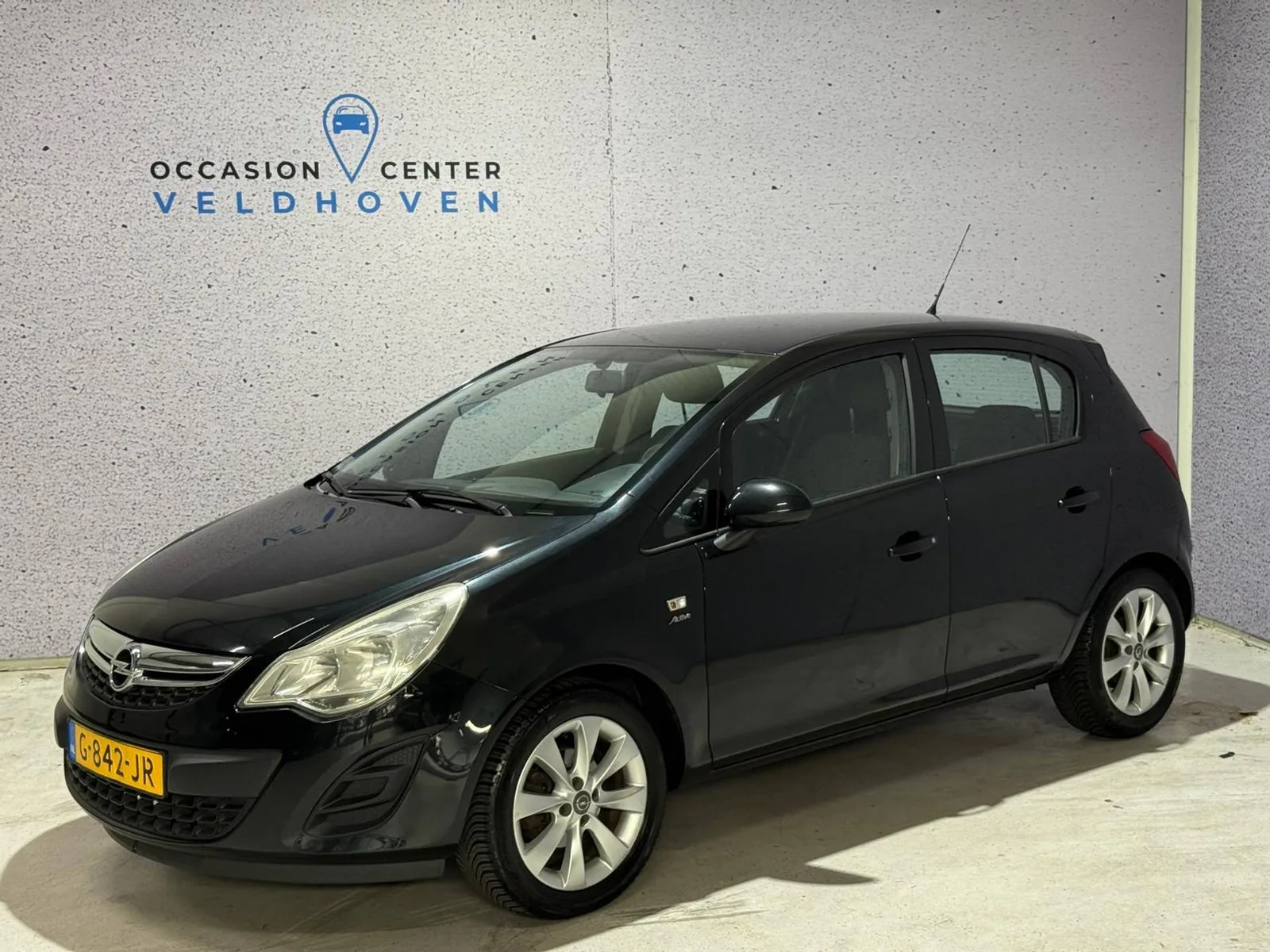 Opel Corsa (2013) — foto 1