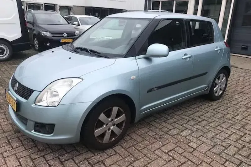 Suzuki Swift (2008)