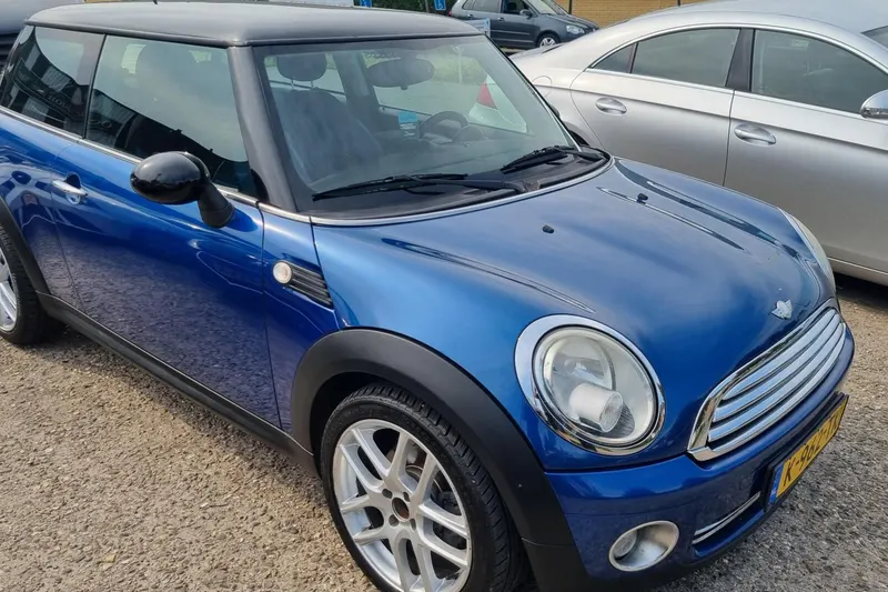 MINI Cooper (2008)