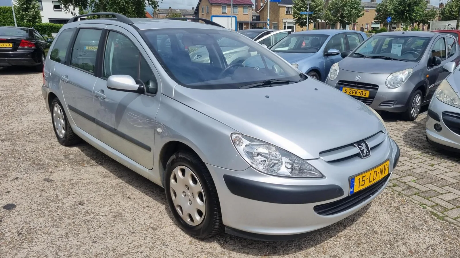 Peugeot 307 (2002) — foto 1