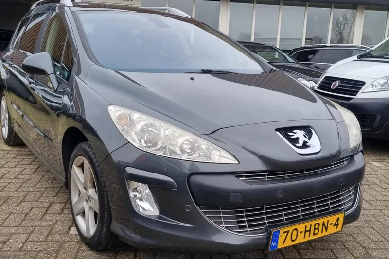 Peugeot 308 (2008)
