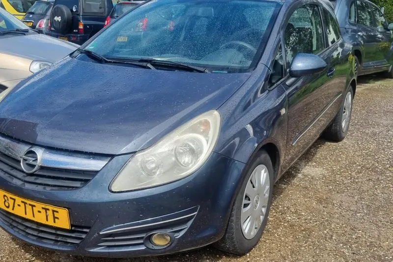 Opel Corsa (2007)