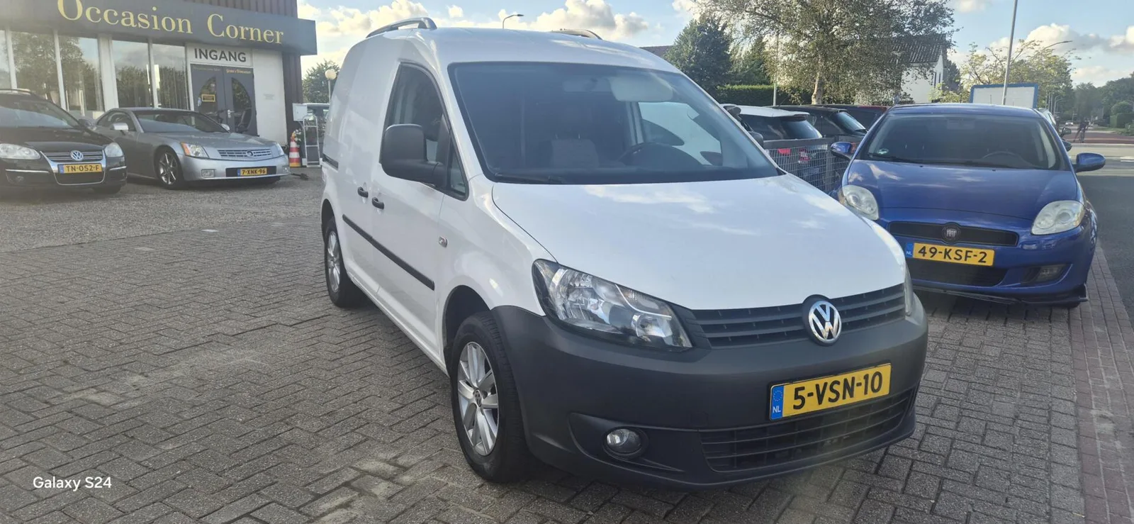 Volkswagen Caddy (2012) — foto 1