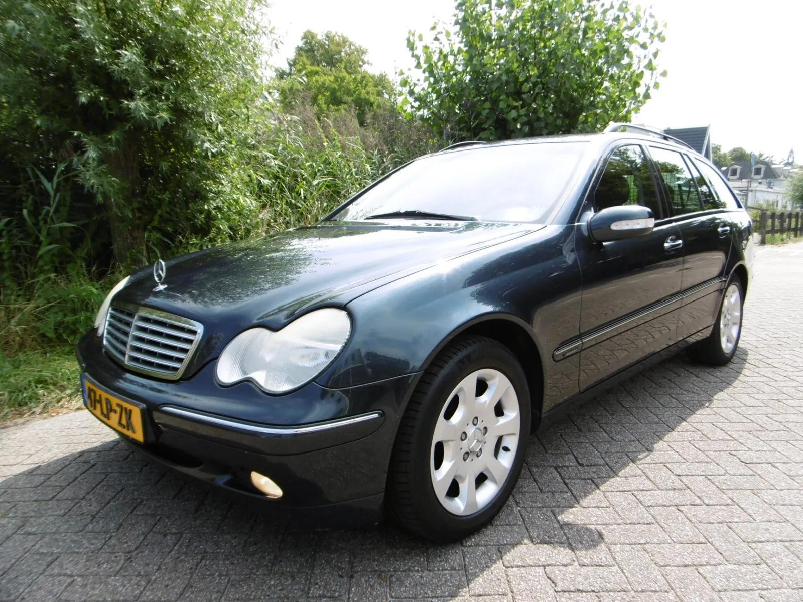Mercedes-Benz C-Klasse (2003) — foto 1
