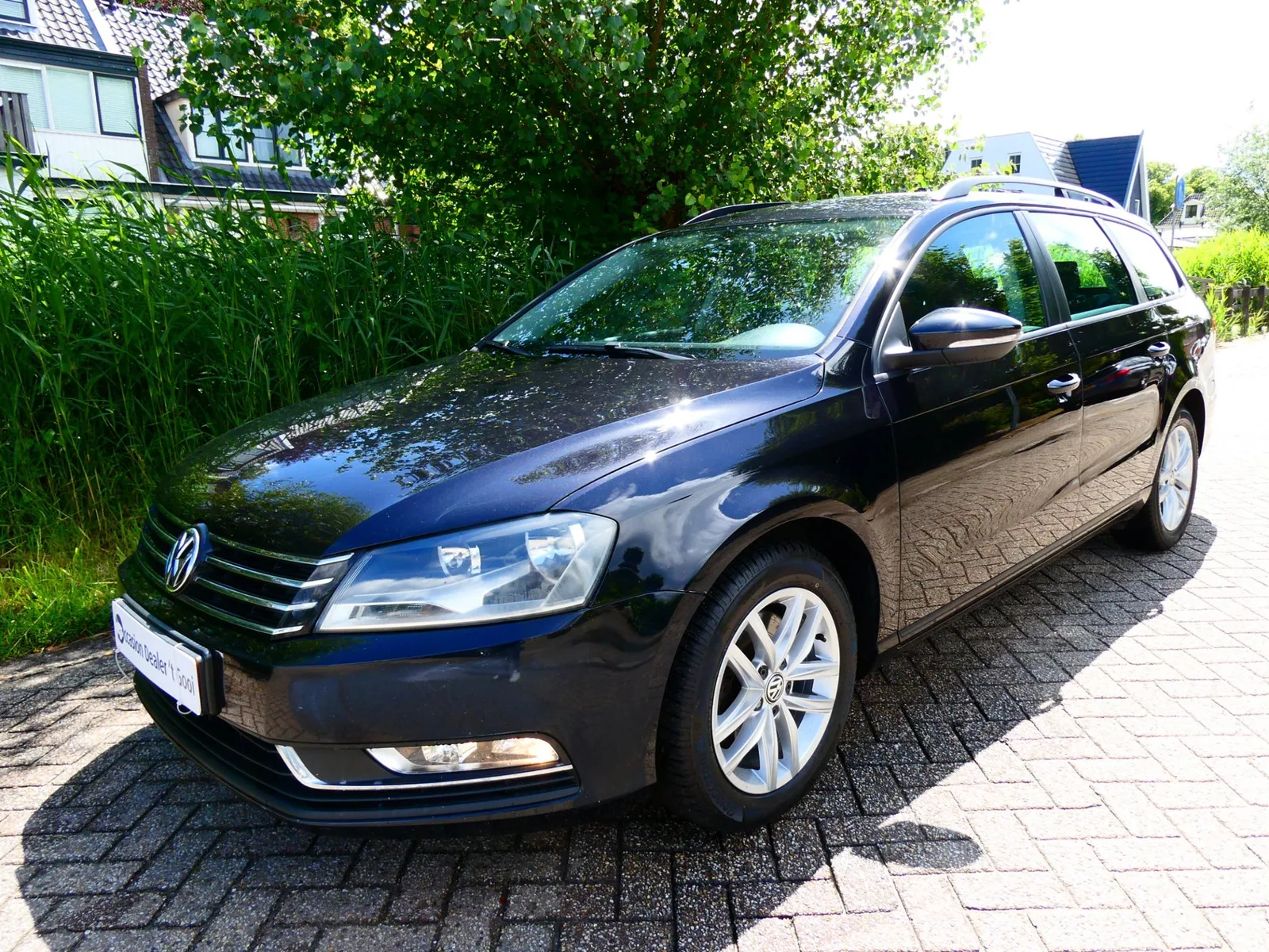 Volkswagen Passat (2011) — foto 1