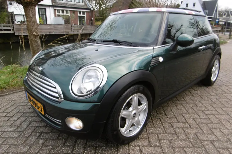 MINI Cooper (2008)
