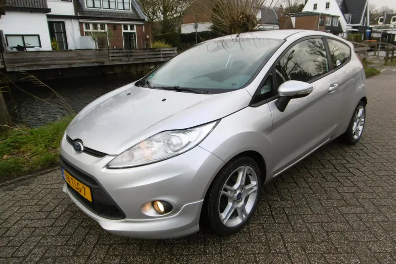 Ford Fiesta (2012)