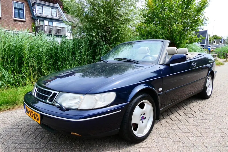 Saab 900 (1997)