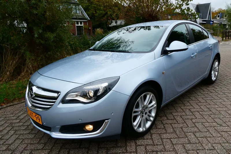 Opel Insignia (2013)