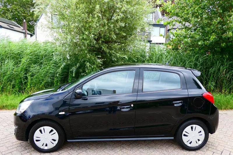 Mitsubishi Space Star (2018)