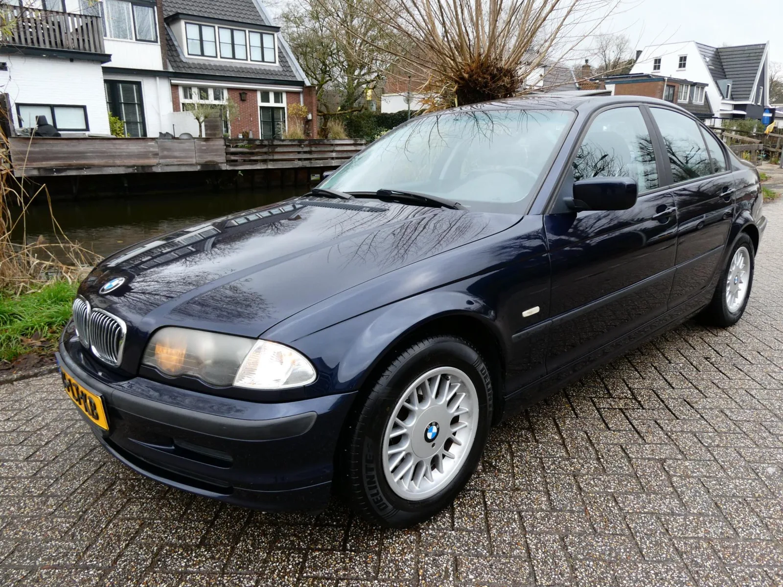 BMW 3-Serie (1999) — foto 1