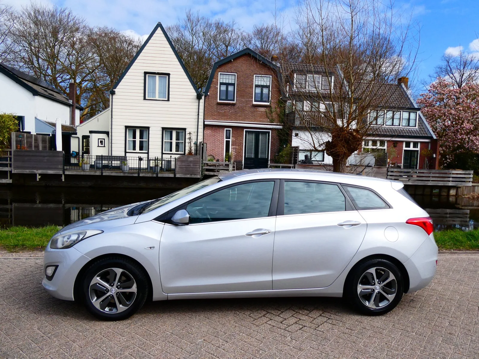 Hyundai i30 (2015) — foto 1