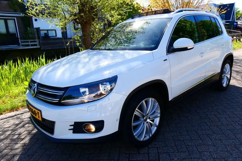 Volkswagen Tiguan (2014)