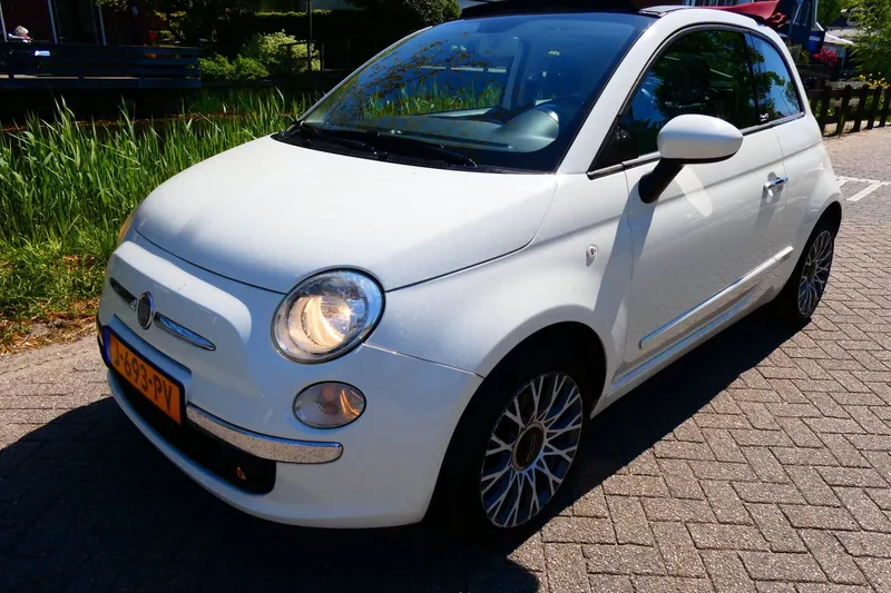 Fiat 500C (2010)