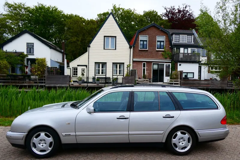 Mercedes-Benz E-Klasse (1998)