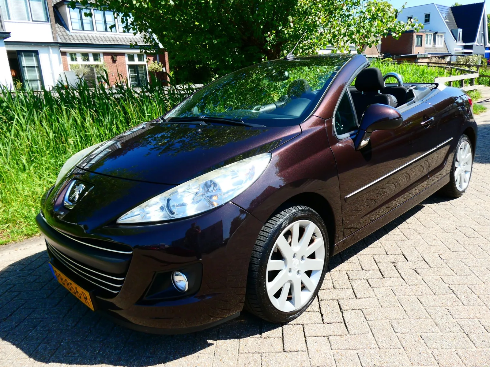 Peugeot 207 (2014) — foto 1