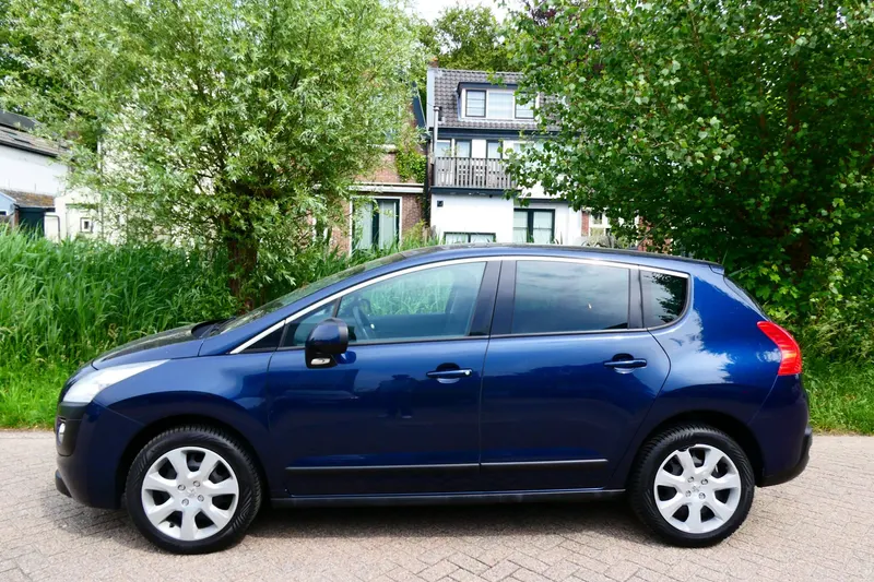 Peugeot 3008 (2010)