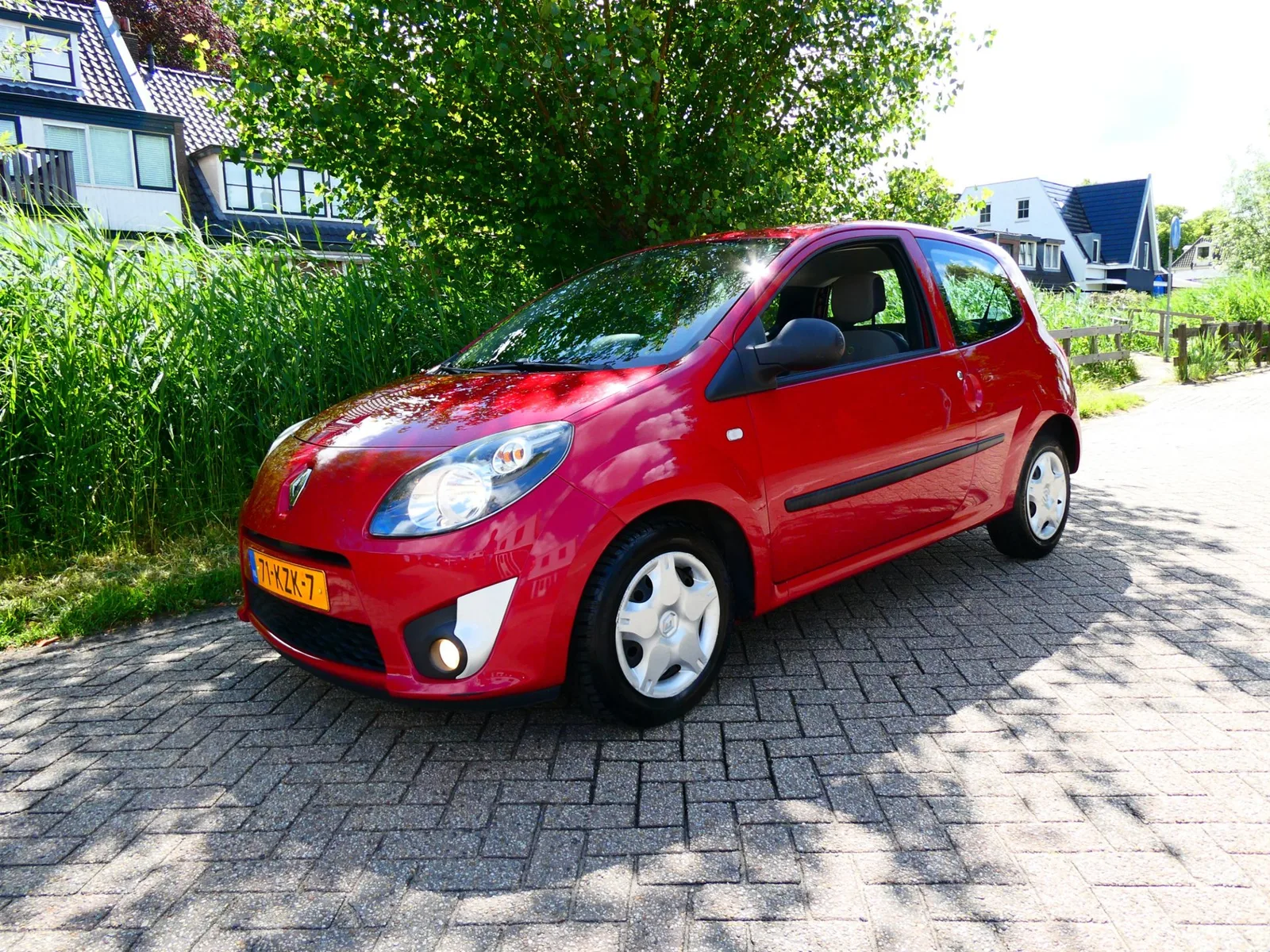 Renault Twingo (2010) — foto 1