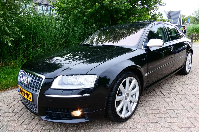 Audi A8 (2007)