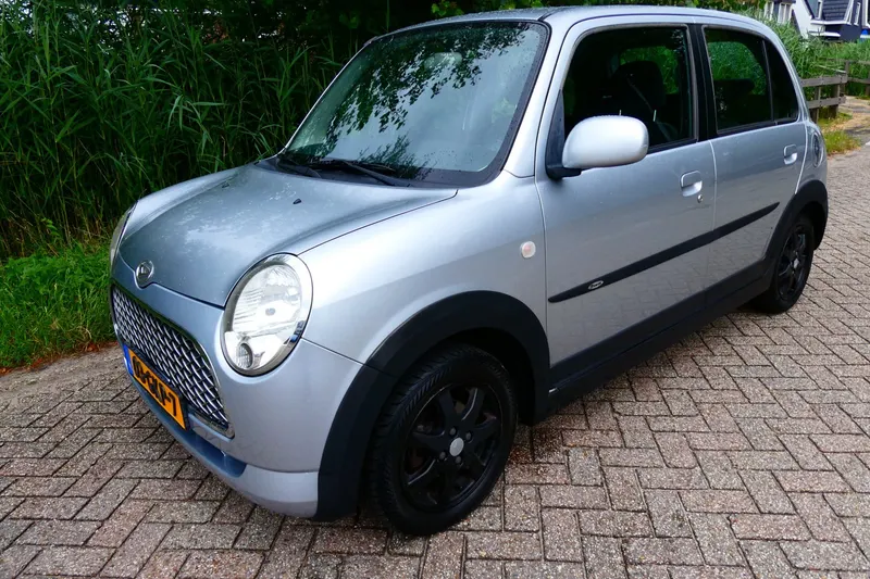 Daihatsu Trevis (2008)
