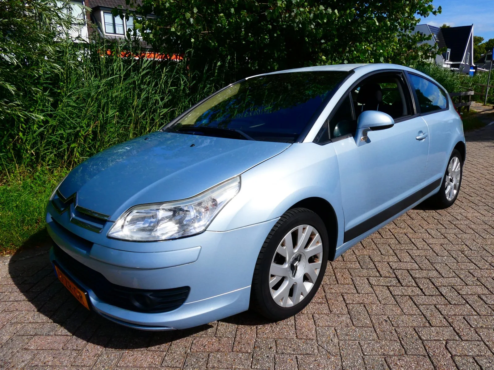 Citroën C4 (2008) — foto 1