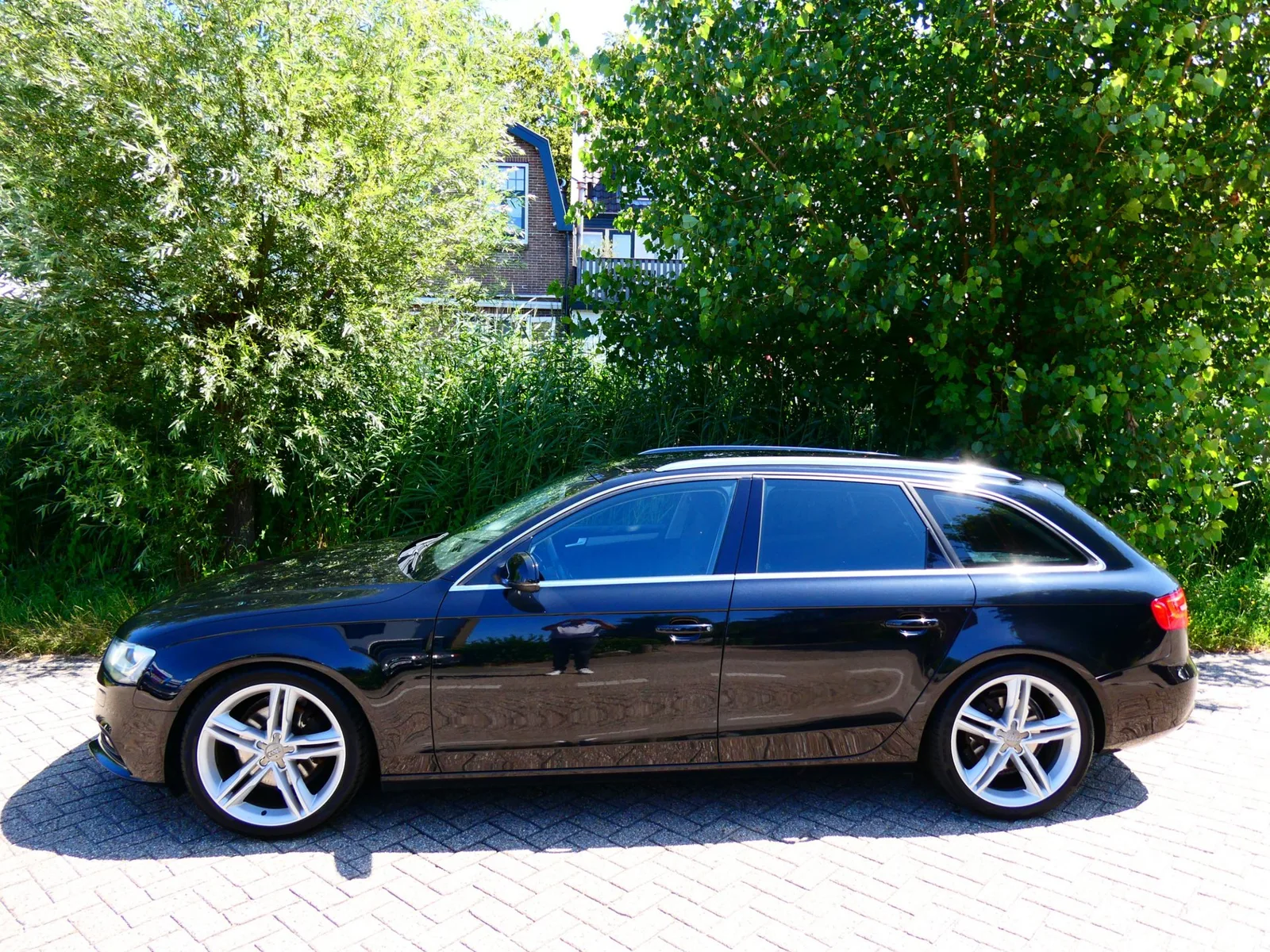 Audi A4 (2013) — foto 1