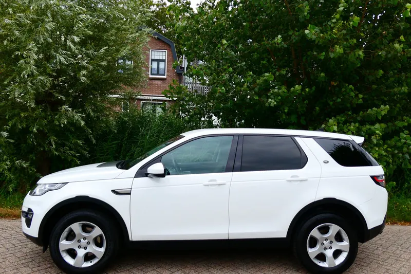Land Rover Discovery Sport (2016)