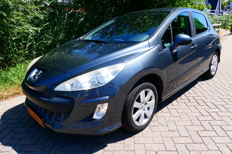 Peugeot 308 (2009)
