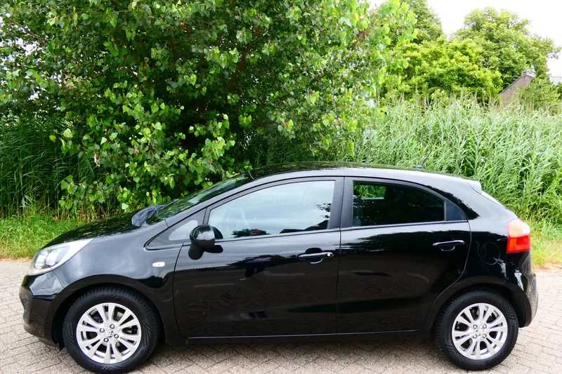 Kia Rio (2014)